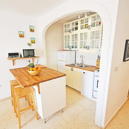 Apartman Rabat 14 *